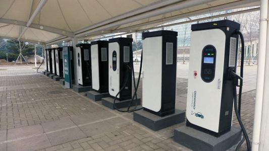 新能源充電樁全解析 從類型到安裝，一篇看懂